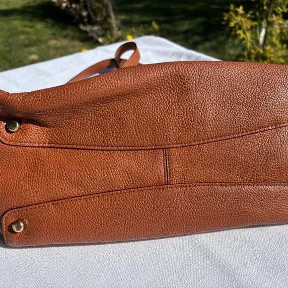 Coach Hadley Bag #73549 - Picture 10 of 11